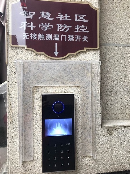 02.jpg