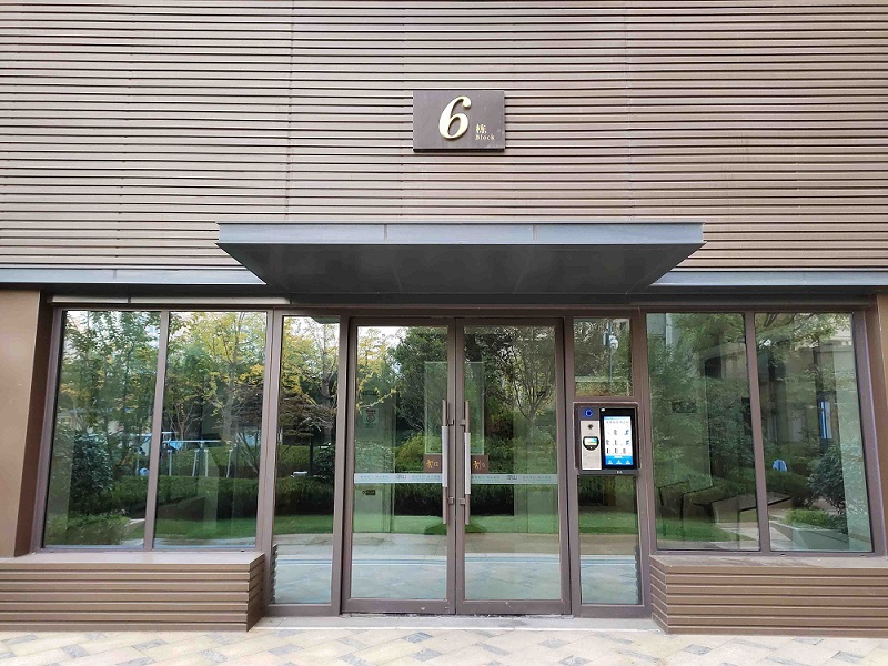 04.jpg